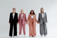 Tips Berpakaian Sesuai Bentuk Tubuh Agar Terlihat Proporsional